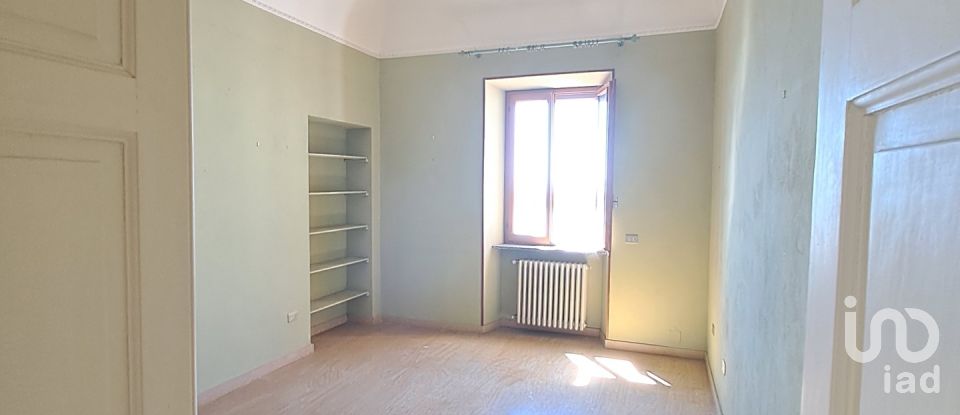 House 13 rooms of 308 m² in San Salvatore Monferrato (15046)