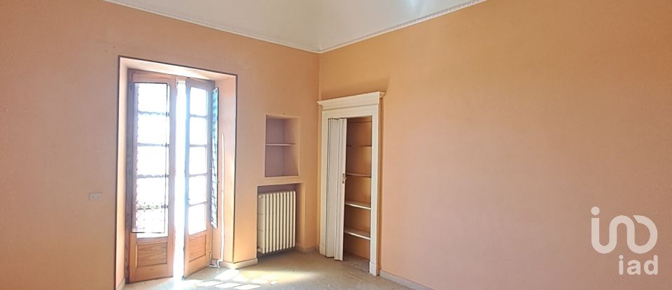 House 13 rooms of 308 m² in San Salvatore Monferrato (15046)