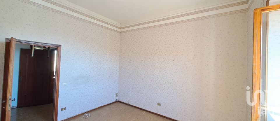 House 13 rooms of 308 m² in San Salvatore Monferrato (15046)