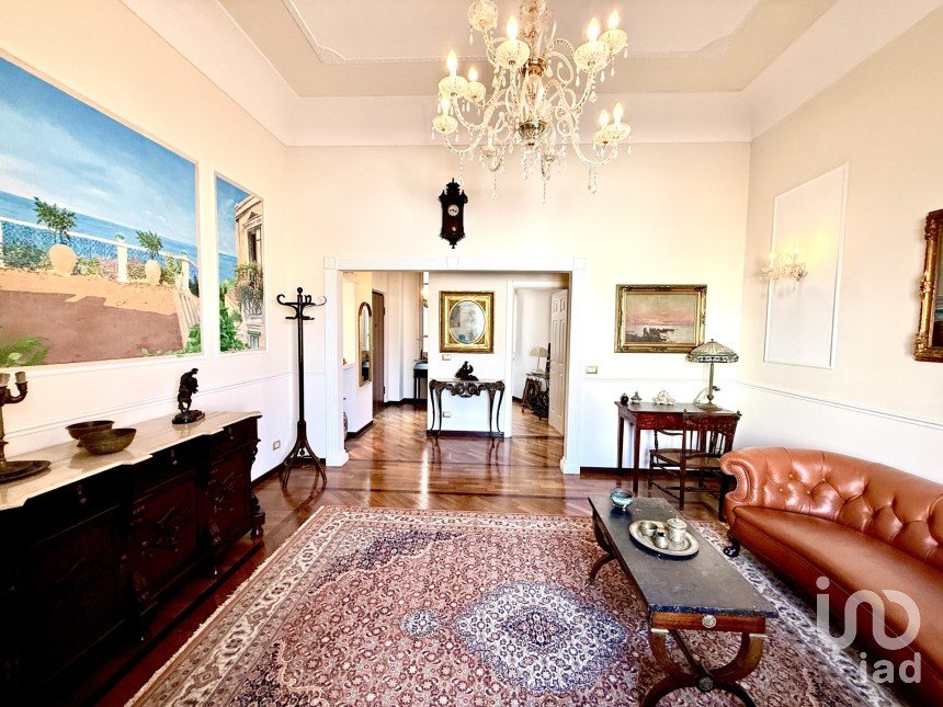 Three-room apartment of 120 m² in Siracusa (96100)