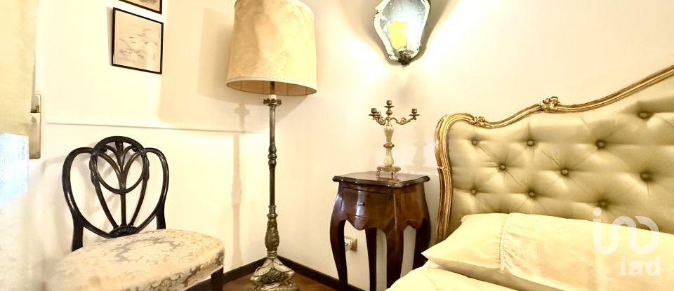 Three-room apartment of 120 m² in Siracusa (96100)