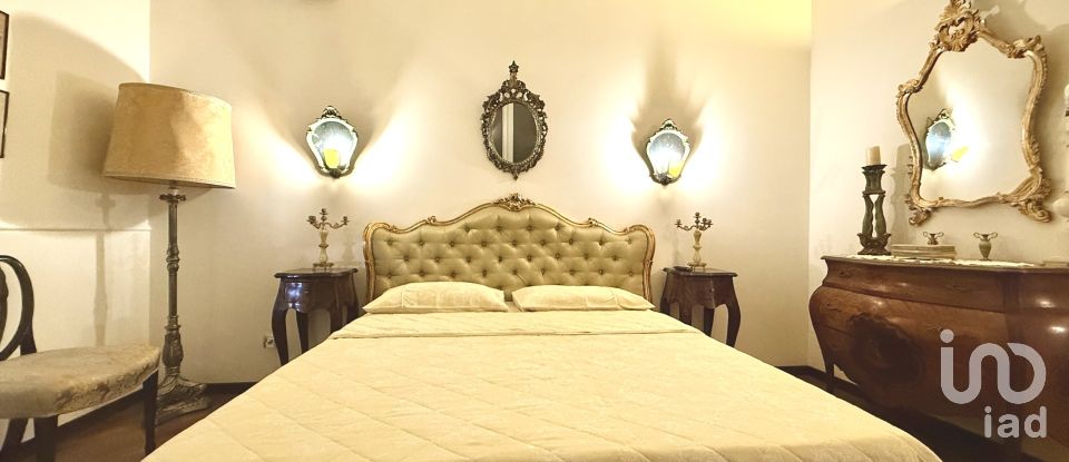 Three-room apartment of 120 m² in Siracusa (96100)