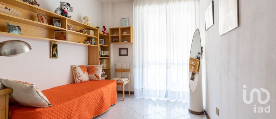 Appartamento 7 locali di 110 m² a Ponsacco (56038)