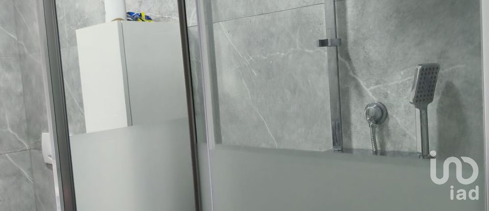 House boat 6 rooms of 195 m² in Torri di Quartesolo (36040)