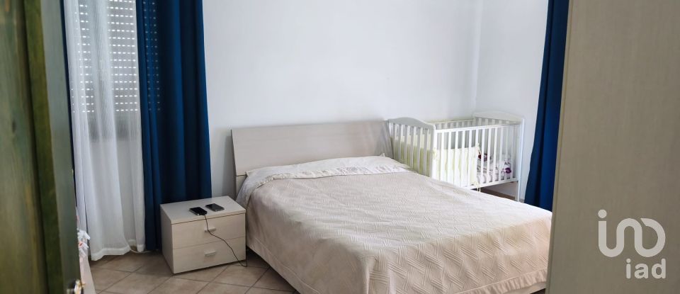 House boat 6 rooms of 195 m² in Torri di Quartesolo (36040)