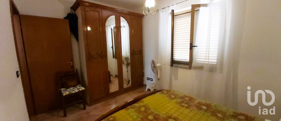 House 9 rooms of 230 m² in Amantea (87032)