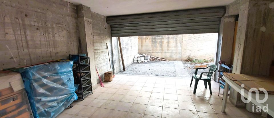 House 9 rooms of 230 m² in Amantea (87032)