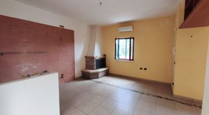 Casale 12 locali di 250 m² in Monte di Procida (80070)