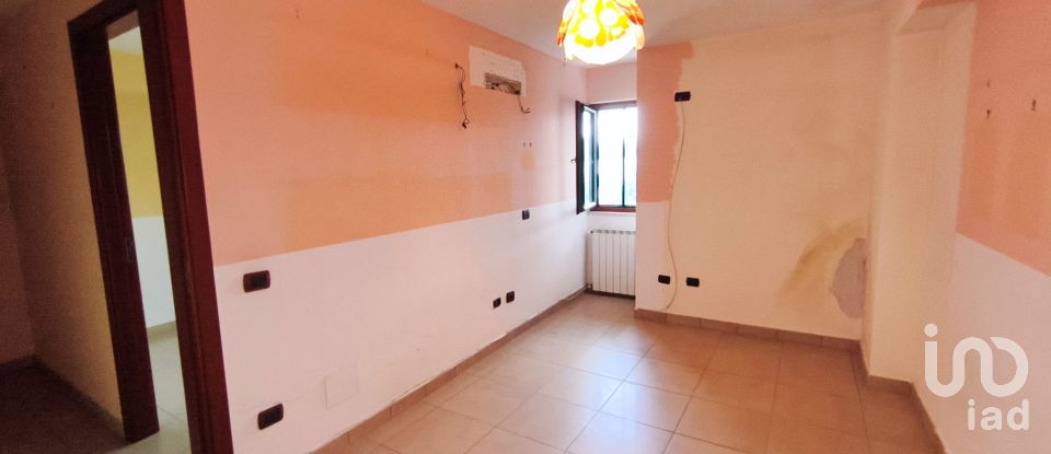 Farm 12 rooms of 250 m² in Monte di Procida (80070)
