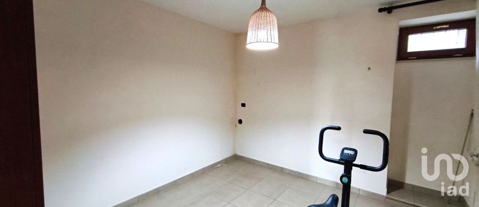 Farm 12 rooms of 250 m² in Monte di Procida (80070)