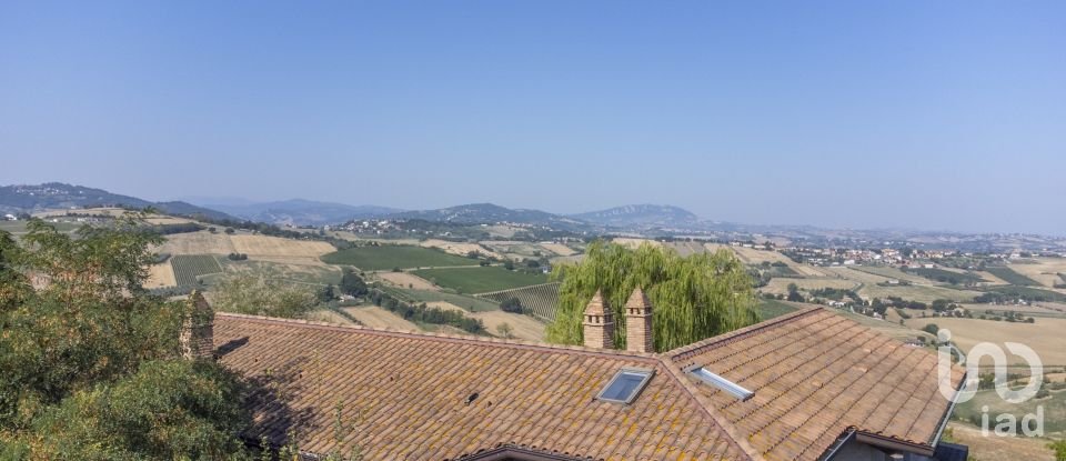 Casa indipendente / Villa 12 locali di 500 m² in San Clemente (47832)