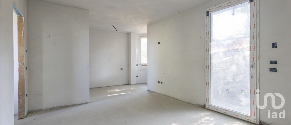 Casa indipendente / Villa 12 locali di 500 m² in San Clemente (47832)