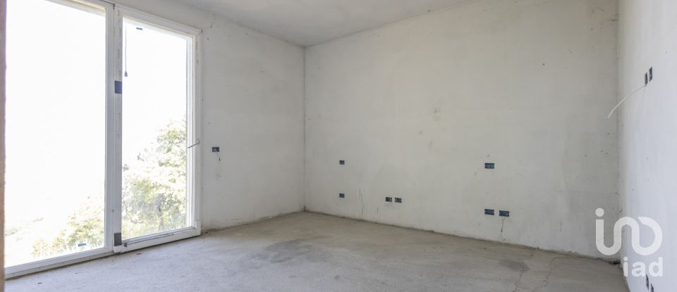 Casa indipendente / Villa 12 locali di 500 m² in San Clemente (47832)