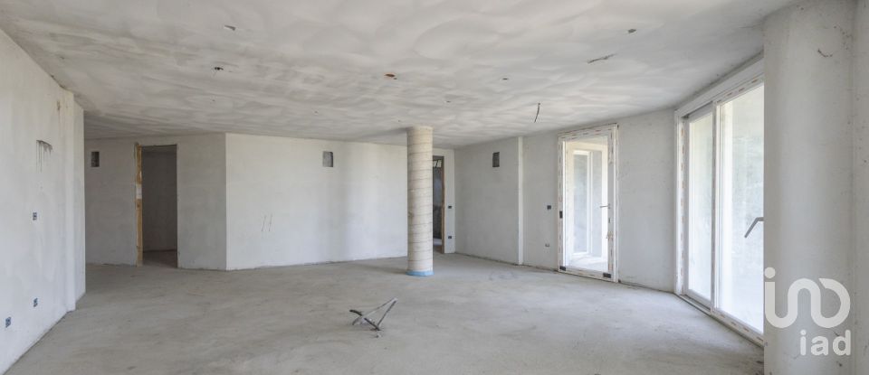 Casa indipendente / Villa 12 locali di 500 m² in San Clemente (47832)