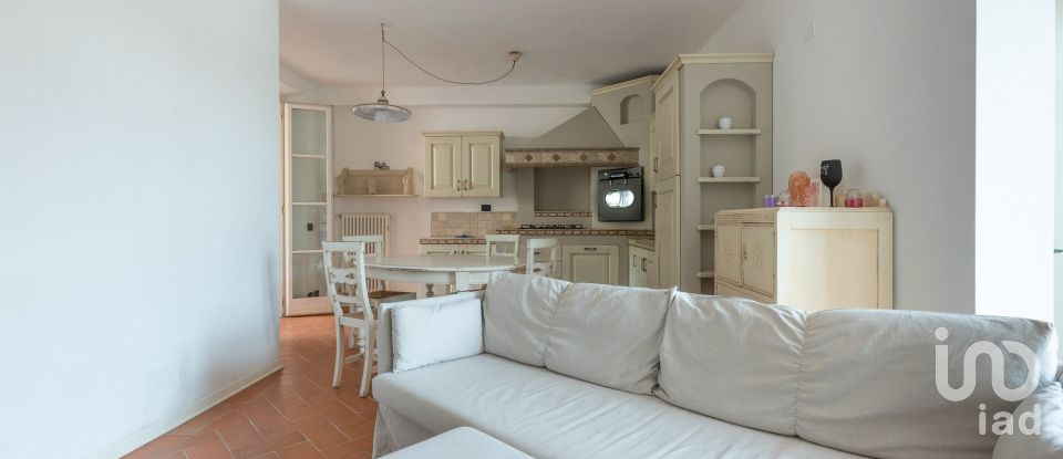 Appartamento 5 locali di 95 m² a Calcinaia (56012)