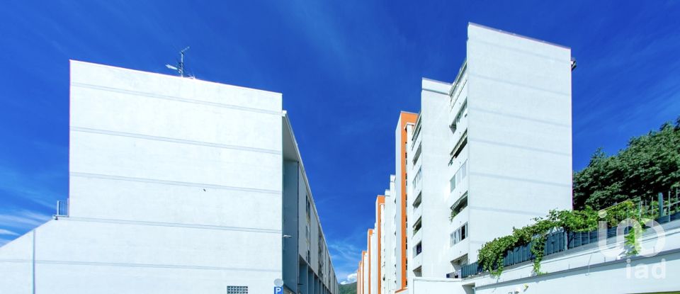 Apartment 7 rooms of 125 m² in Genova (16157)