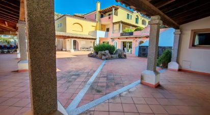 Negozio / locale commerciale di 75 m² in Arzachena (07021)