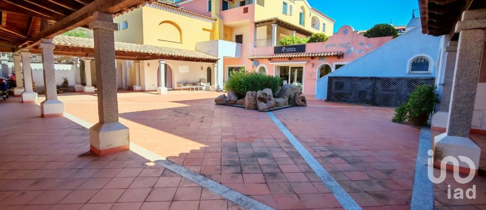 Negozio / locale commerciale di 75 m² in Arzachena (07021)