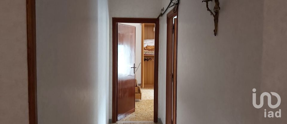 Appartamento 5 locali di 99 m² a Pisoniano (00020)