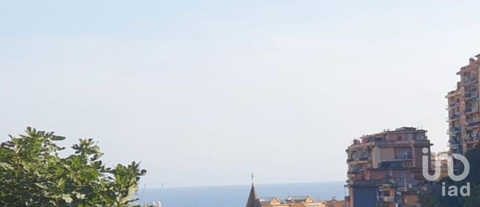 Apartment 7 rooms of 110 m² in Genova (16134)