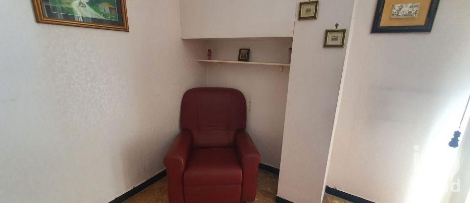 Apartment 7 rooms of 110 m² in Genova (16134)