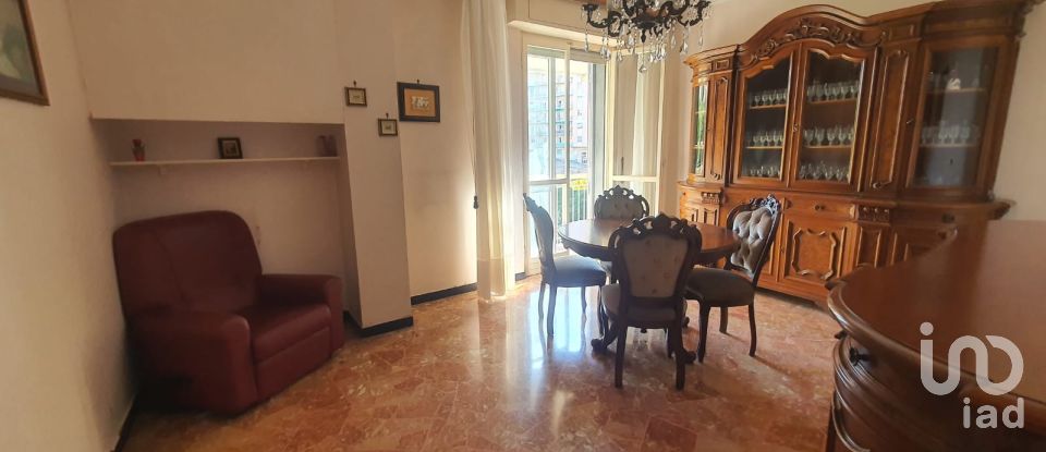 Apartment 7 rooms of 110 m² in Genova (16134)