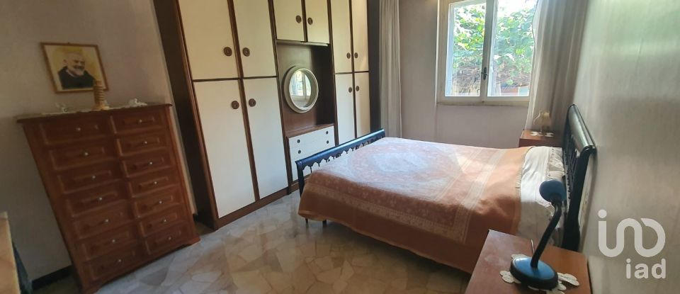 Apartment 7 rooms of 110 m² in Genova (16134)