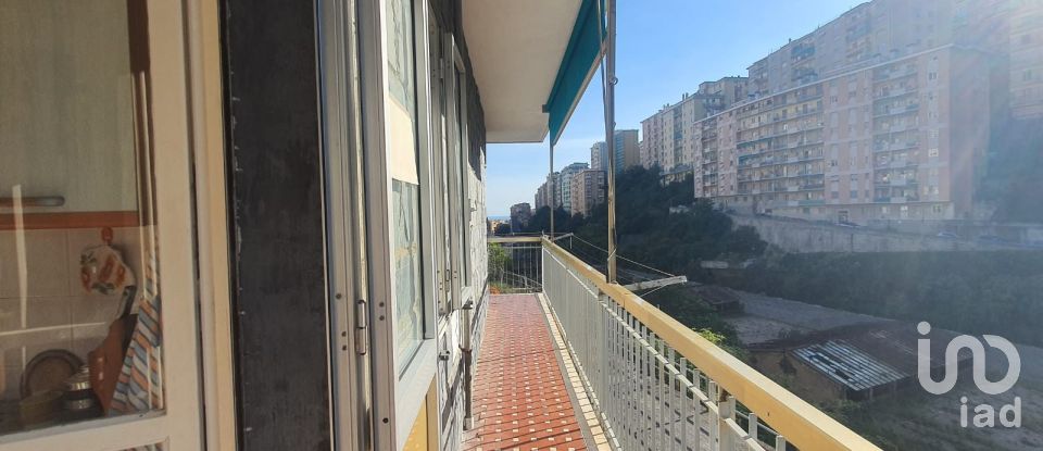 Apartment 7 rooms of 110 m² in Genova (16134)