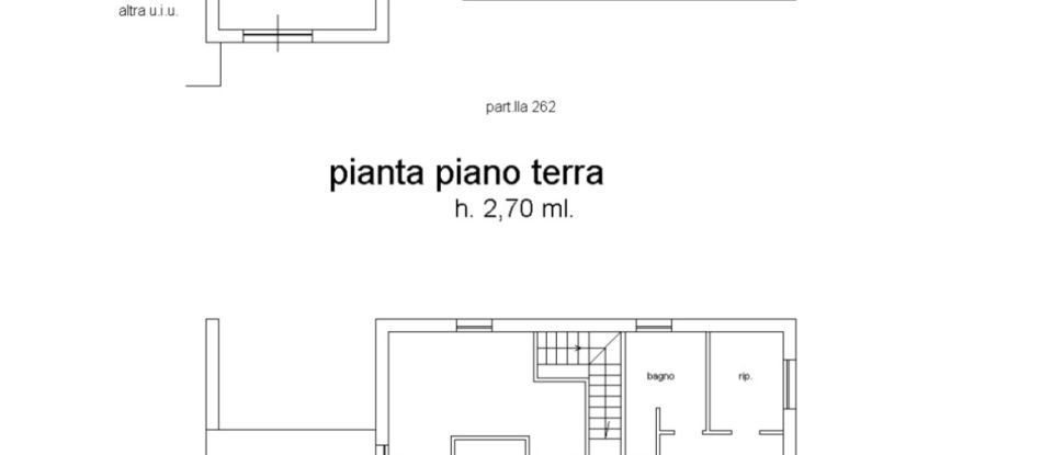 Casale 4 locali di 220 m² in Macerata (62100)