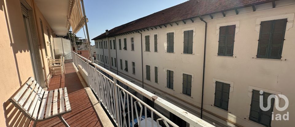 Two-room apartment of 64 m² in Sanremo (18038)