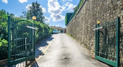 Appartamento 5 locali di 80 m² a Genova (16162)