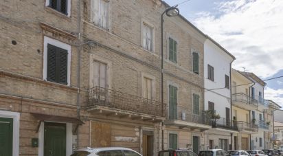 Casa indipendente / Villa 15 locali di 226 m² in Civitanova Marche (62012)