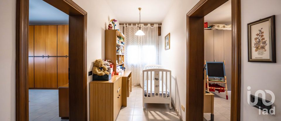 Casale 4 locali di 137 m² in Ostellato (44020)