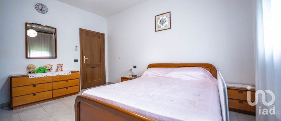 Casale 4 locali di 137 m² in Ostellato (44020)