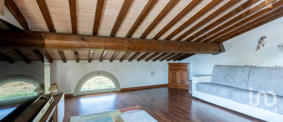 Four-room apartment of 83 m² in Santa Maria a Monte (56020)