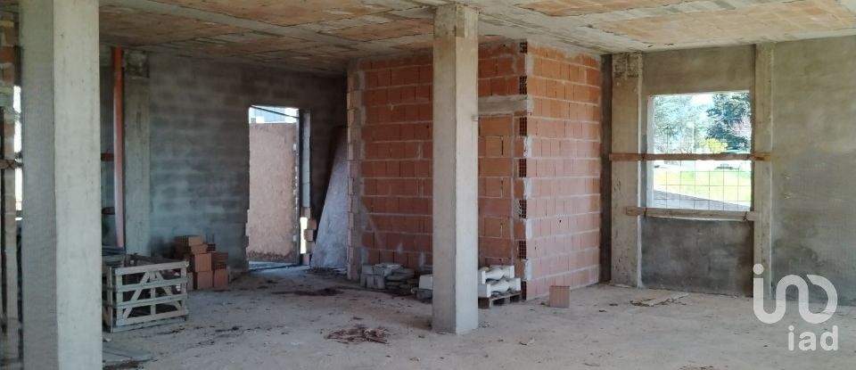 Casa indipendente 0 locali di 2.460 m² in Montegranaro (63812)