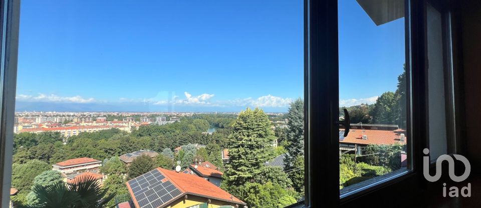 Casa indipendente 8 locali di 306 m² in Torino (10132)