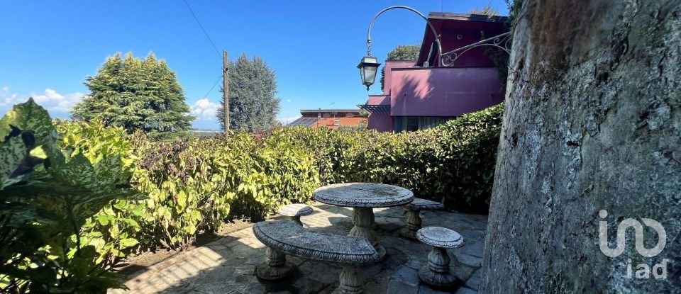 Casa indipendente 8 locali di 306 m² in Torino (10132)