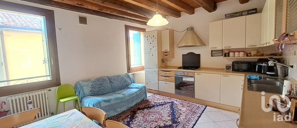 Trilocale di 65 m² a Rovigo (45100)