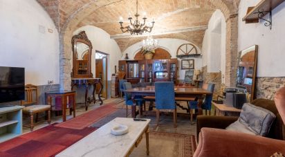 House 12 rooms of 225 m² in Terricciola (56030)