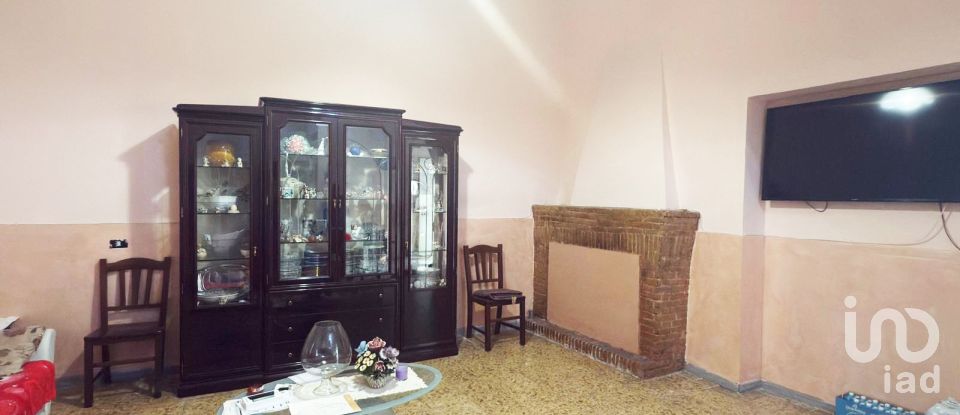 Bilocale di 80 m² a Afragola (80021)