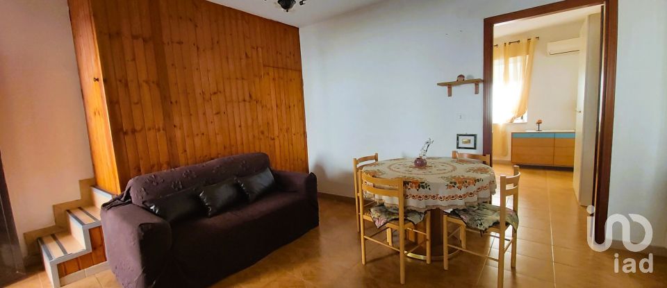 House 7 rooms of 110 m² in Serra d'Aiello (87030)