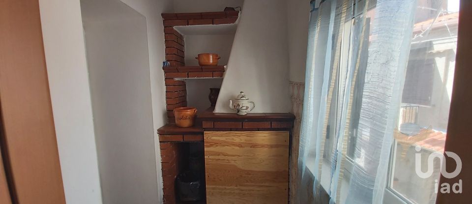 House 7 rooms of 110 m² in Serra d'Aiello (87030)