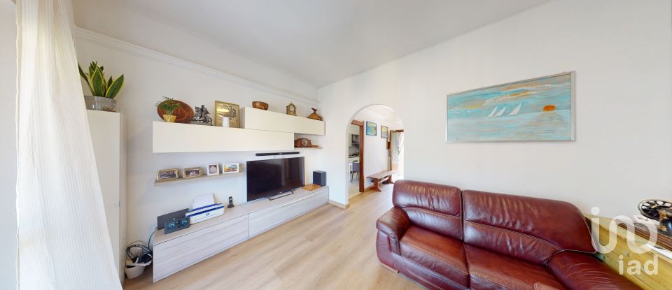 Appartamento 5 locali di 86 m² a Arenzano (16011)