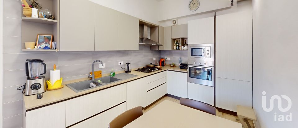 Appartamento 5 locali di 86 m² a Arenzano (16011)