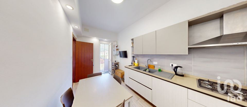 Appartamento 5 locali di 86 m² a Arenzano (16011)