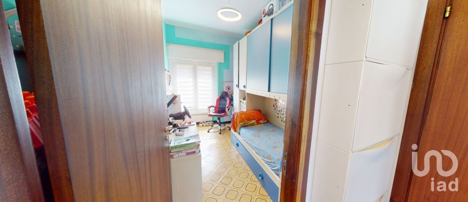 Appartamento 5 locali di 86 m² a Arenzano (16011)