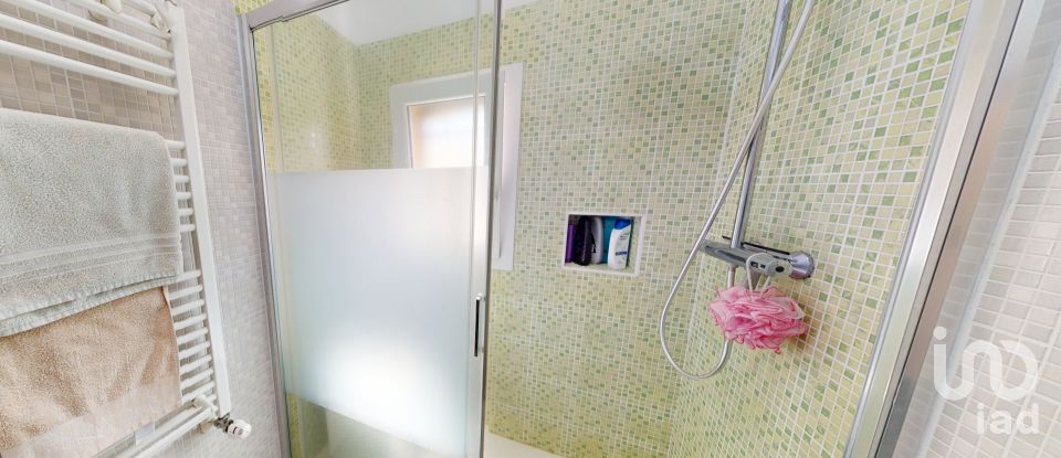 Appartamento 5 locali di 86 m² a Arenzano (16011)