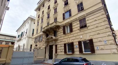 Trilocale di 90 m² a Genova (16149)