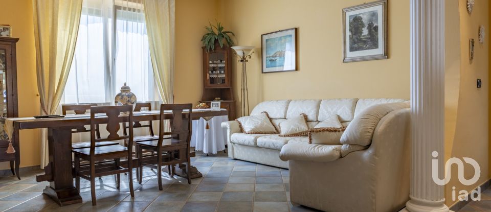 Apartment 8 rooms of 164 m² in Osimo (60027)